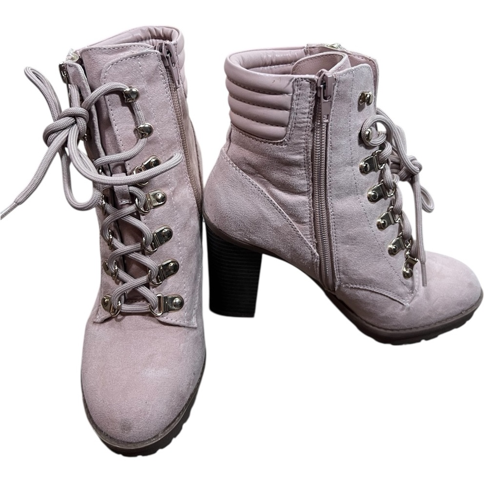 Andiamo Women's Lace Up Faux Suede Block Heel Ankle Boots Size 5.5